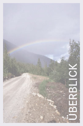 EIn Regenbogen in den Bergen von Svartisen. Der Überblick, Schmuckbild by DERBLICK Kommunikations Design